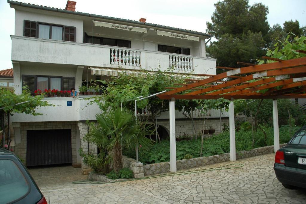 Apartments Jurina Krk Town Exterior foto