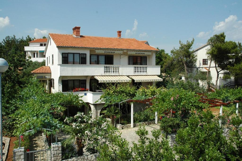 Apartments Jurina Krk Town Exterior foto